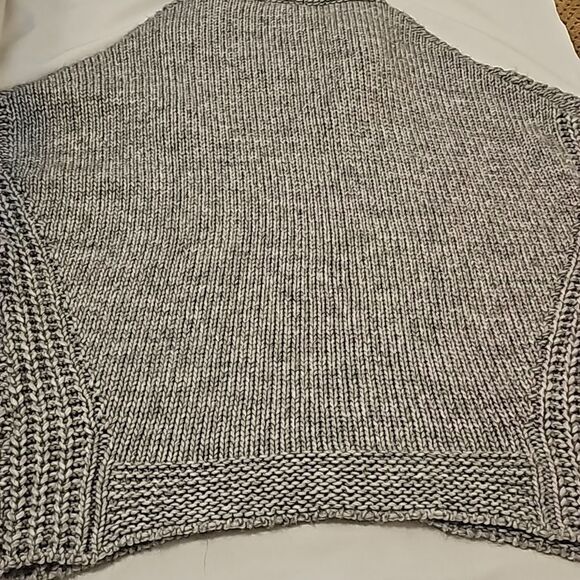 - Anthropologie Elsamanda gray Sweater one size - Picture 8 of 8